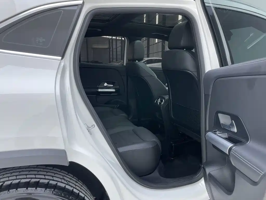 Mercedes-Benz GLA 2021 — фото 29