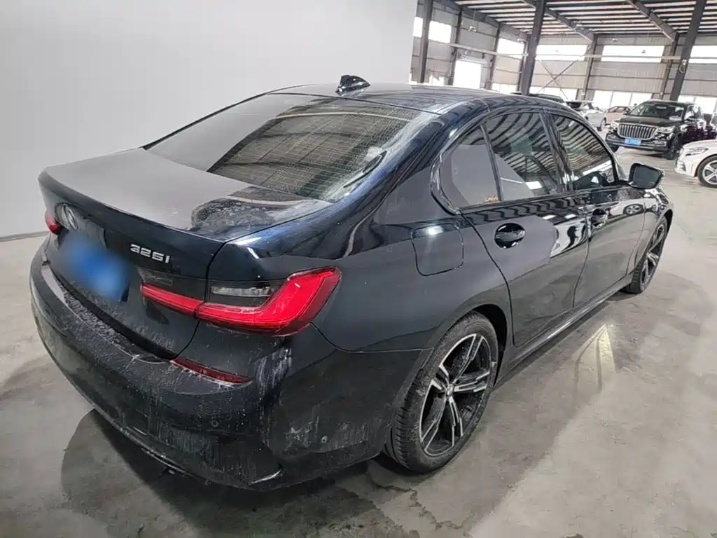 BMW 3 Series 2021