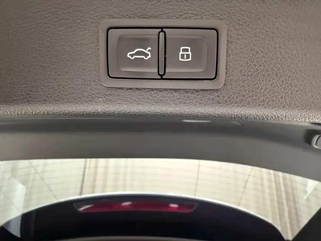 Audi Q3 2022 — фото 24
