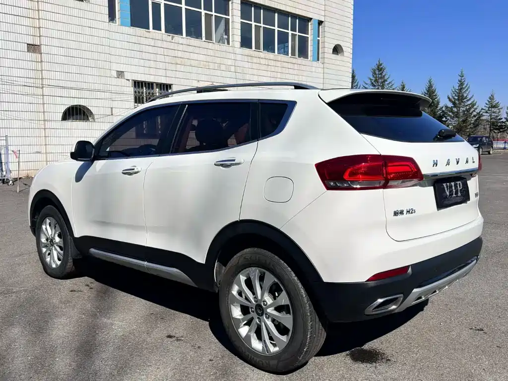 Haval H2s 2017 — фото 9