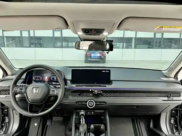 Honda Accord 2024