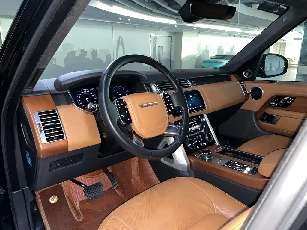 Land Rover Range Rover 2019 — фото 12