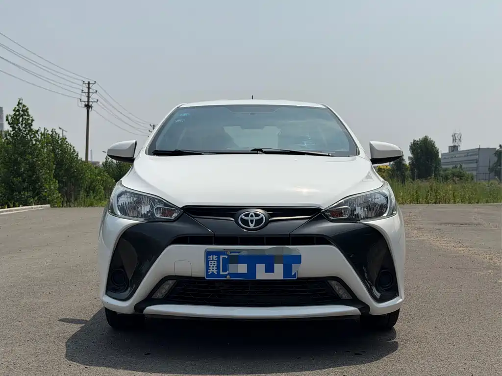 Toyota Yaris L 2019 — фото 4