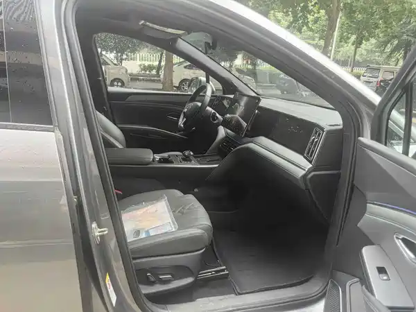 BYD Song L DM-i 2025