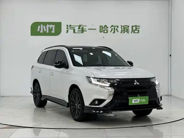 Mitsubishi Outlander 2022
