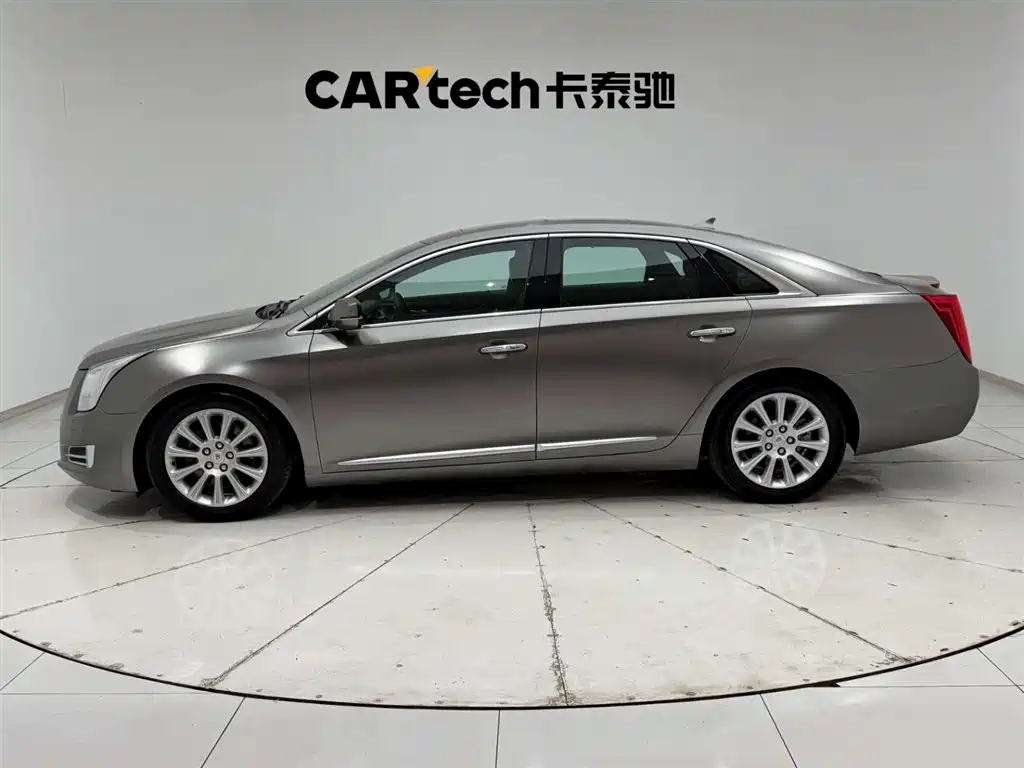 Cadillac XTS 2015 — фото 6