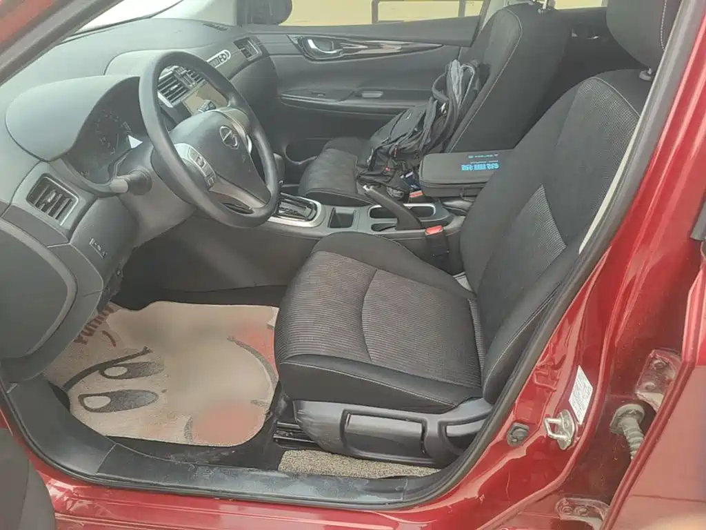 Nissan Tiida 2019 — фото 15