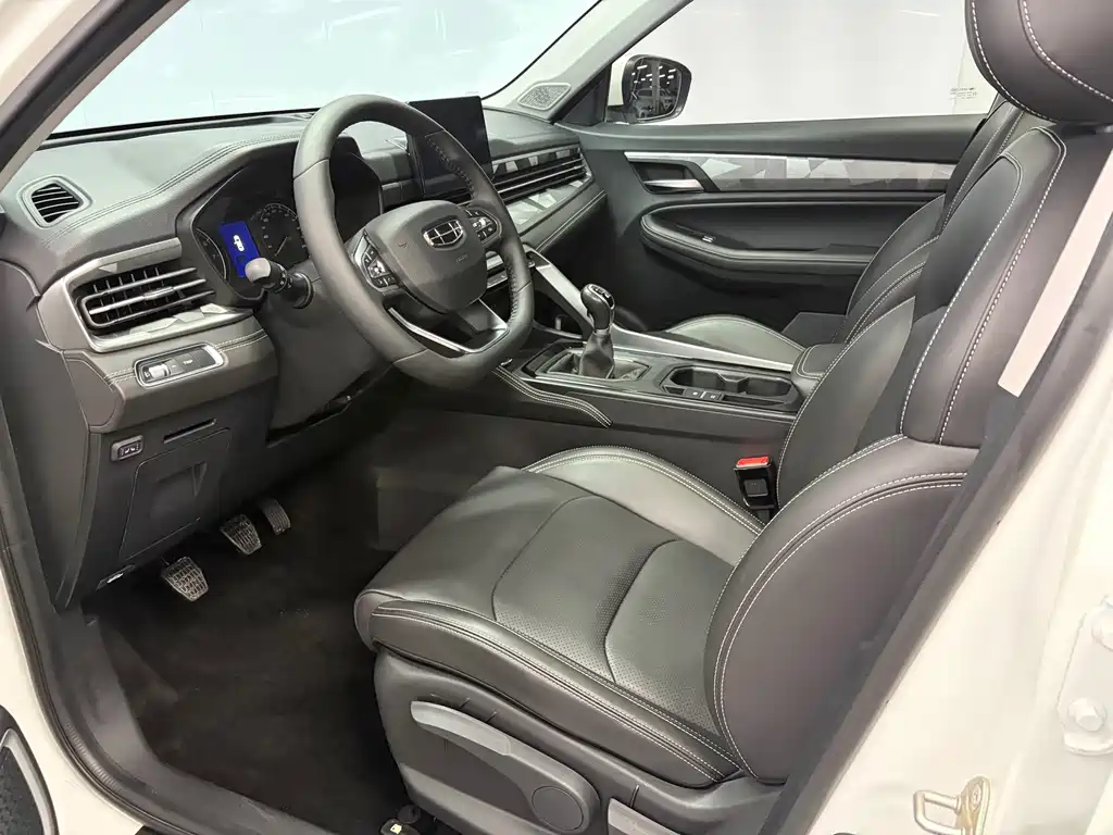 Geely Vision X6 2022