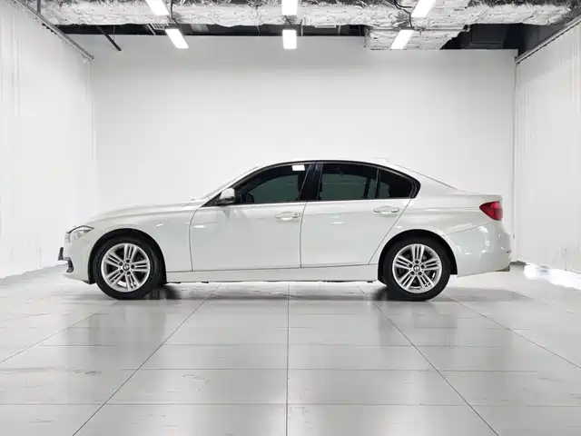 BMW 3 Series 2017