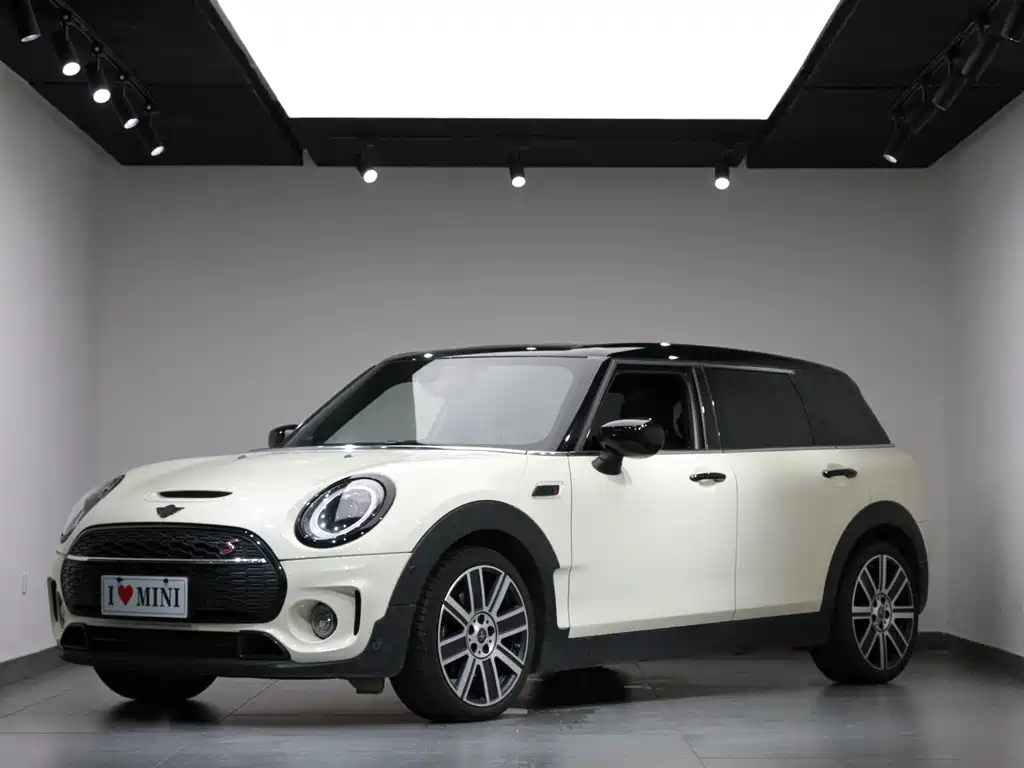 MINI Clubman 2022