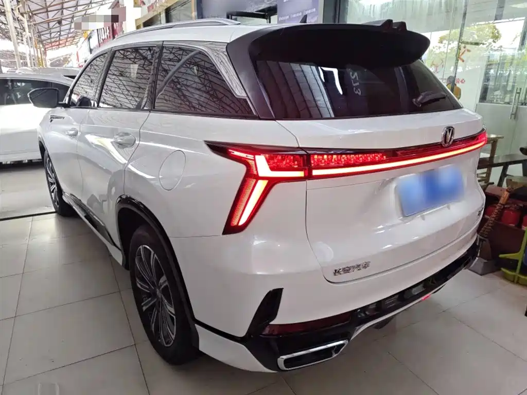 Changan CS75 PLUS 2025 — фото 5