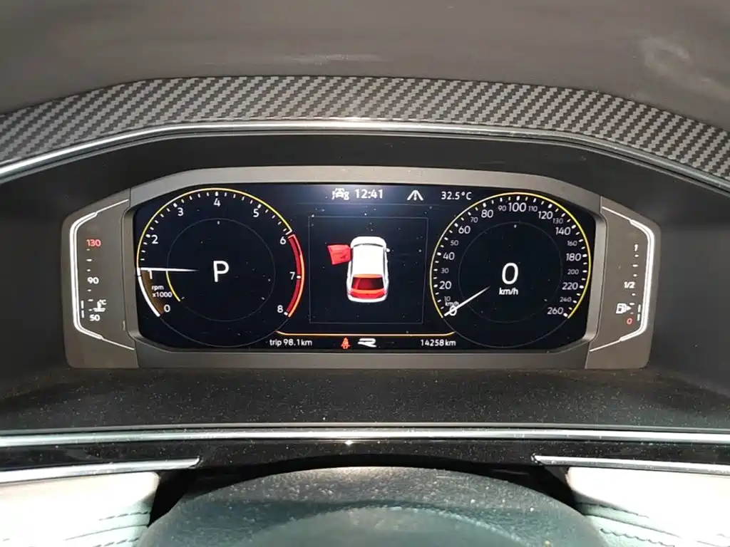 Volkswagen Tiguan L 2022 — фото 12