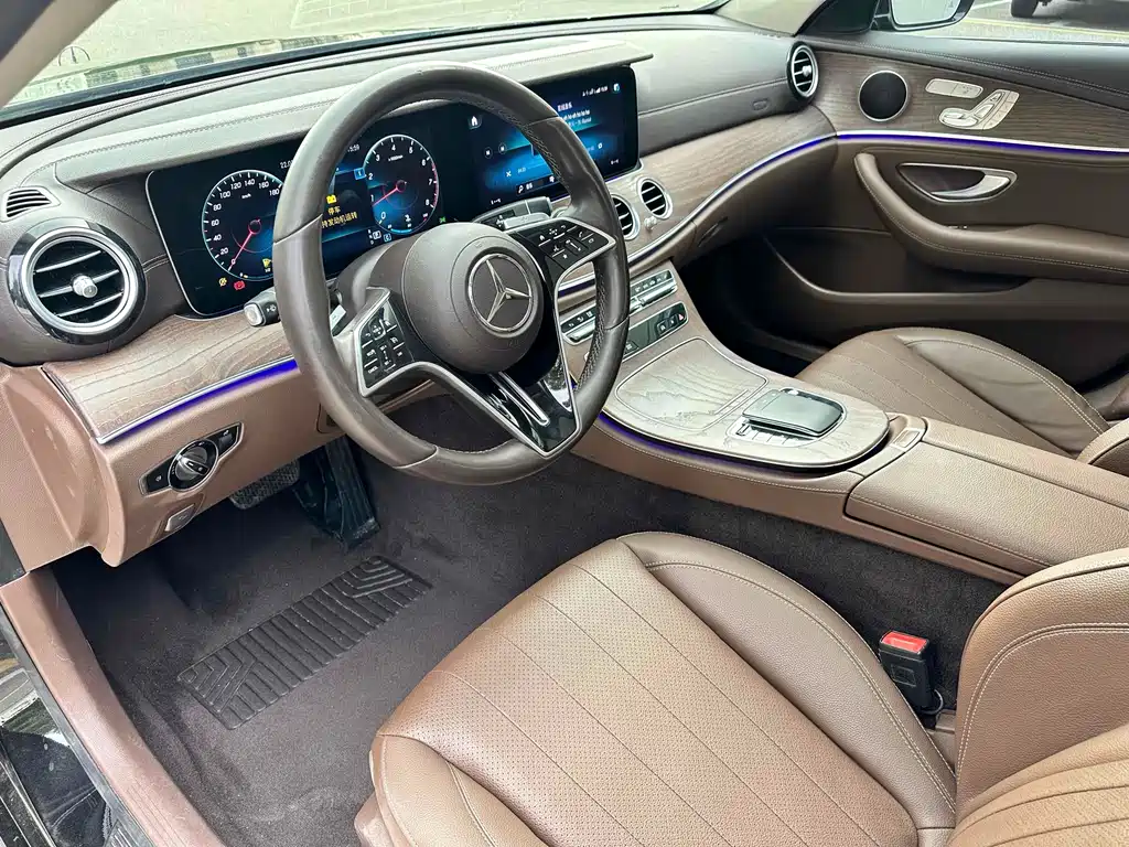 Mercedes-Benz E-Class 2021