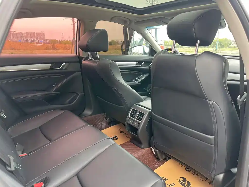 Honda Inspire 2019 — фото 13