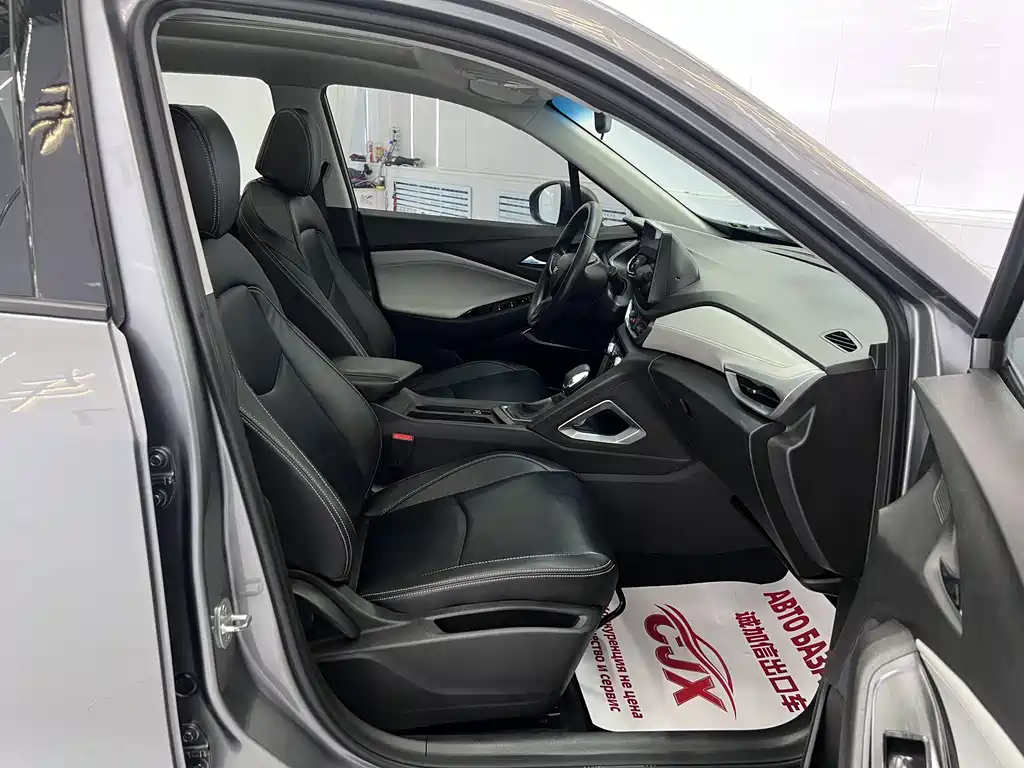 Chevrolet Orlando 2023 — фото 18