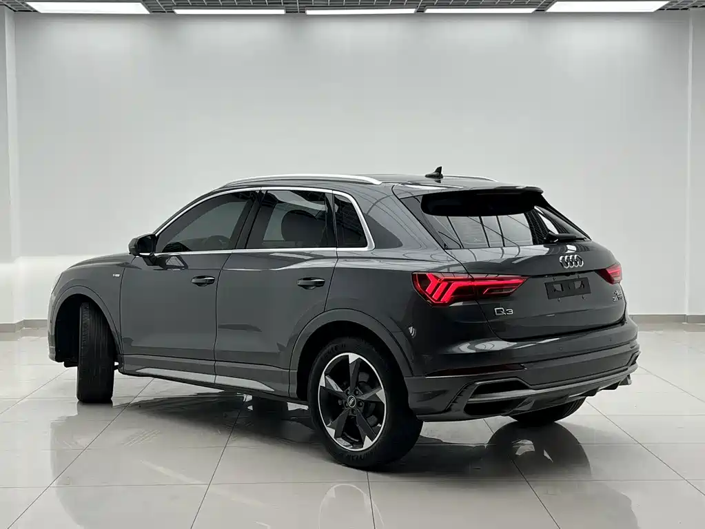Audi Q3 2023