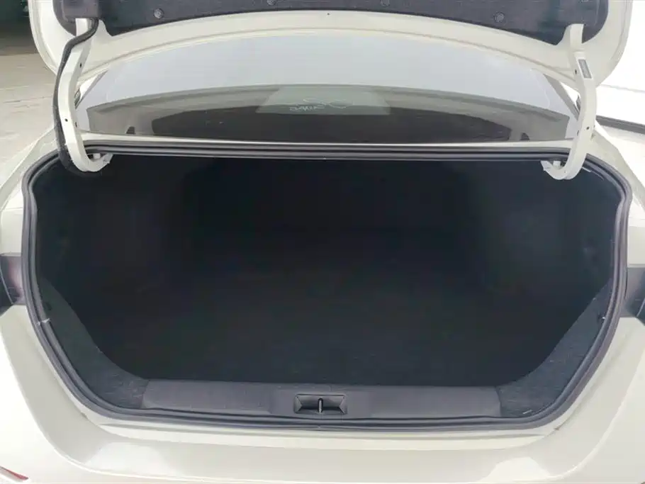 Nissan Sylphy 2023 — фото 4