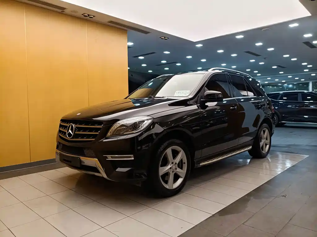 Mercedes-Benz M-Class 2015