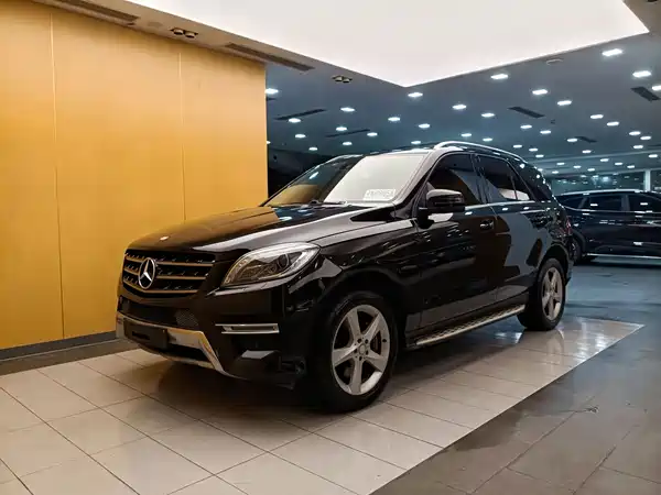 Mercedes-Benz M-Class 2015