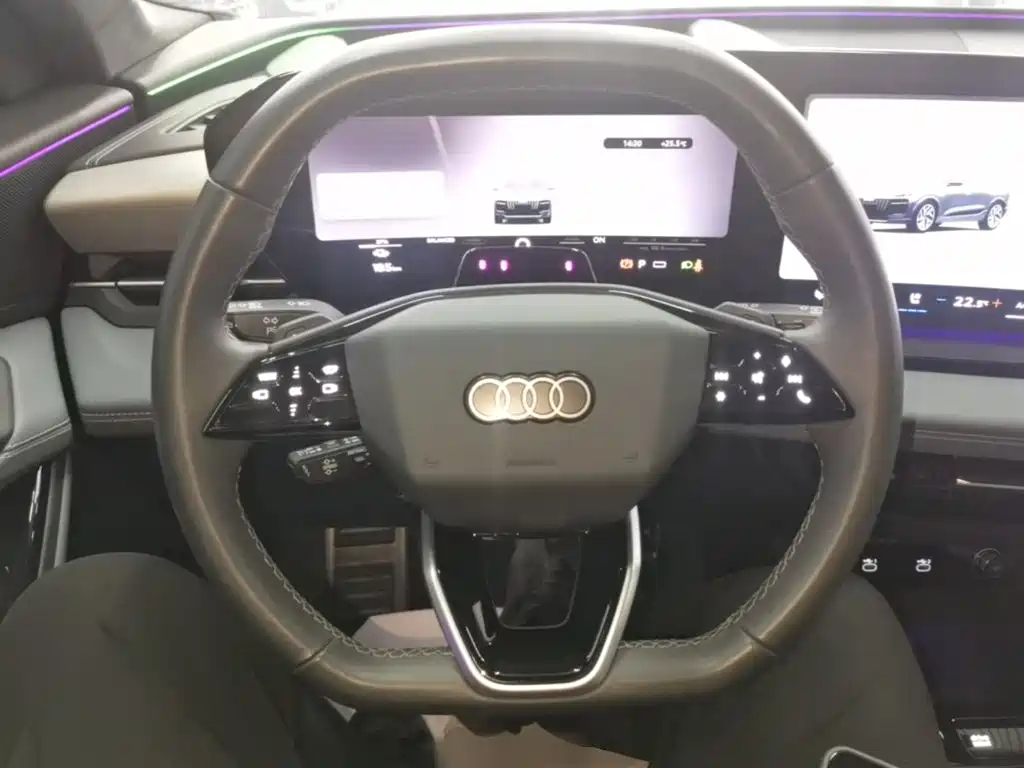 Audi Q6L e-tron 2025 — фото 11