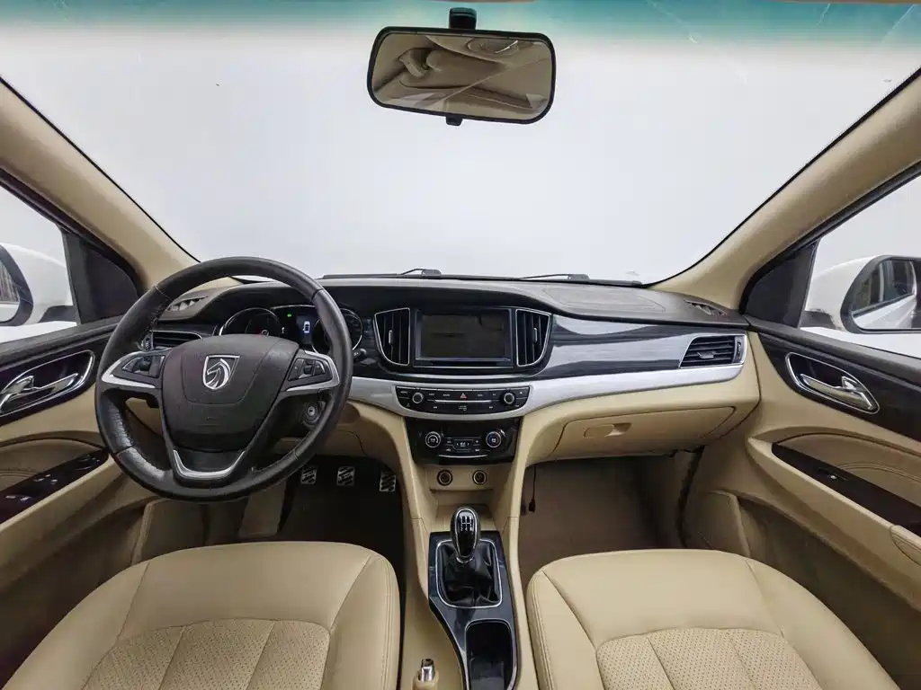 Baojun 730 2016