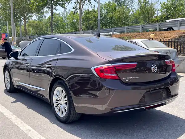 Buick LaCrosse 2018