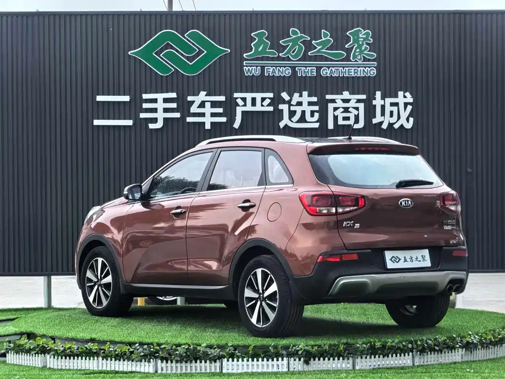 Kia KX3 2016 — фото 16