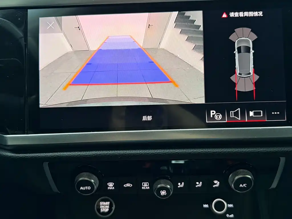 Audi Q3 2022 — фото 16