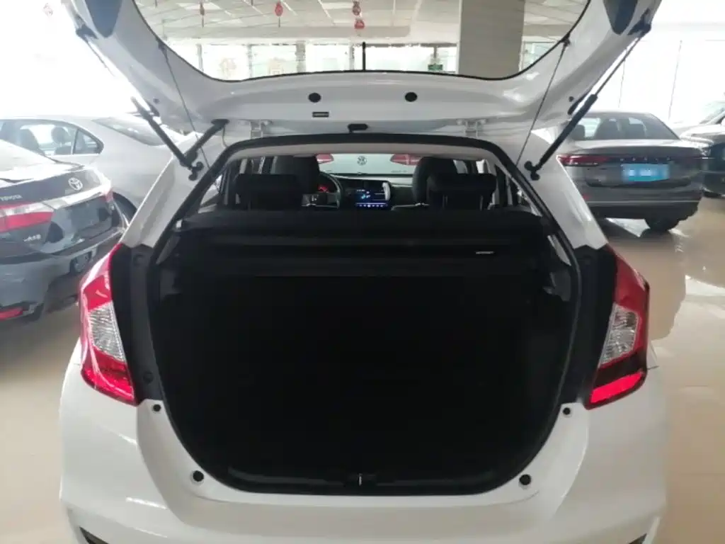 Honda Fit 2020 — фото 19