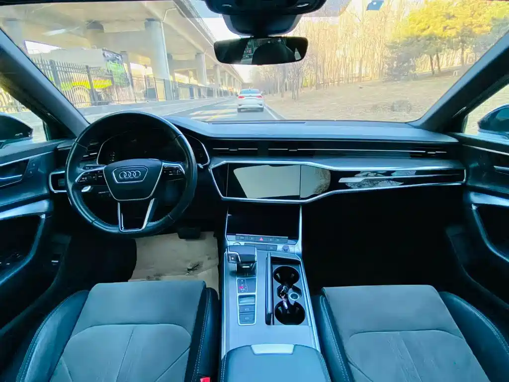 Audi A6L 2020 — фото 8