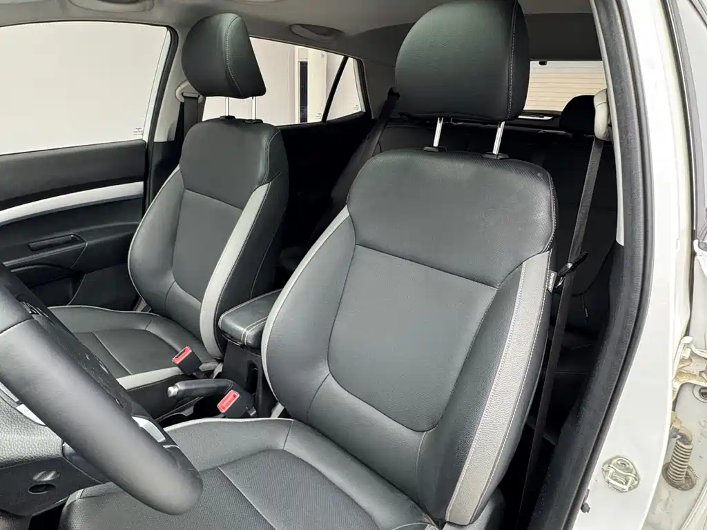 Kia KX1 2022 — фото 13