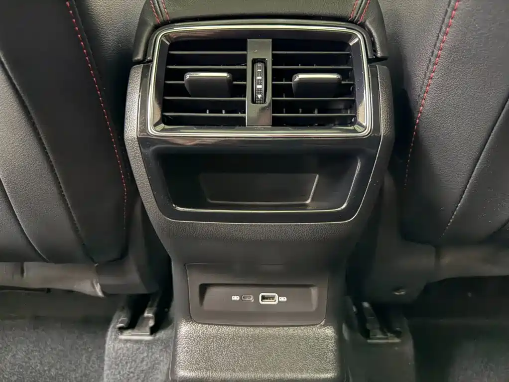 Skoda Karoq 2023 — фото 19