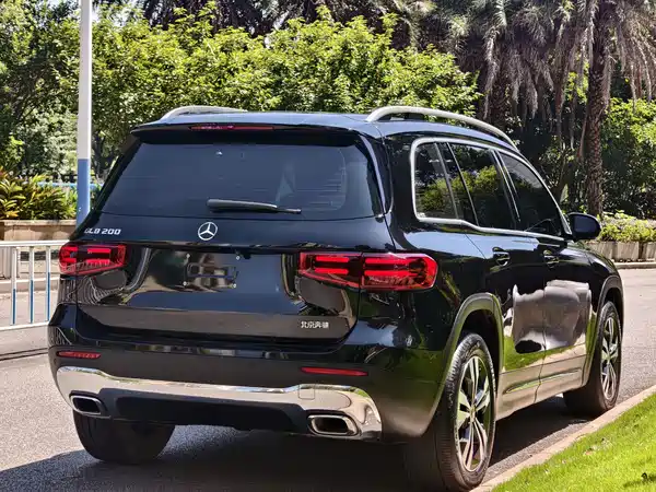 Mercedes-Benz GLB 2024