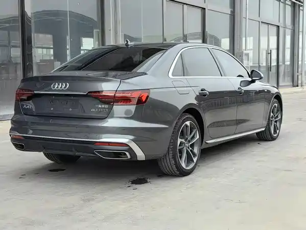 Audi A4L 2020