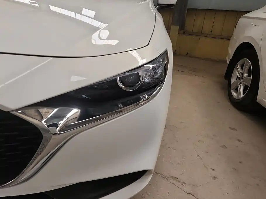 Mazda 3 Angkesela 2022