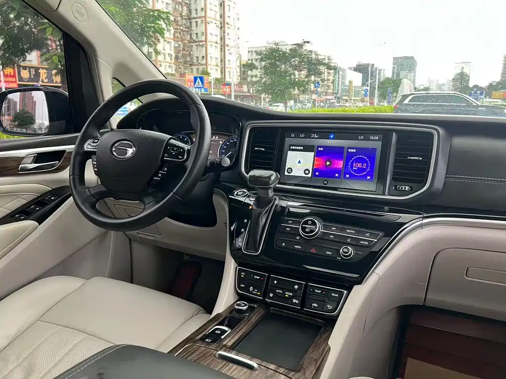 GAC Motor Trumpchi M8 2019 — фото 17
