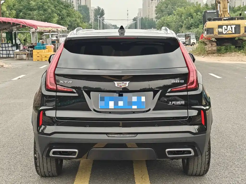 Cadillac XT4 2025 — фото 14