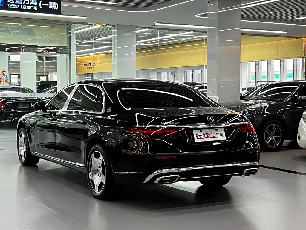 Mercedes-Benz Maybach S-Class 2023 — фото 13
