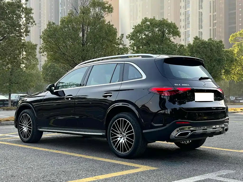 Mercedes-Benz GLC 2023 — фото 13