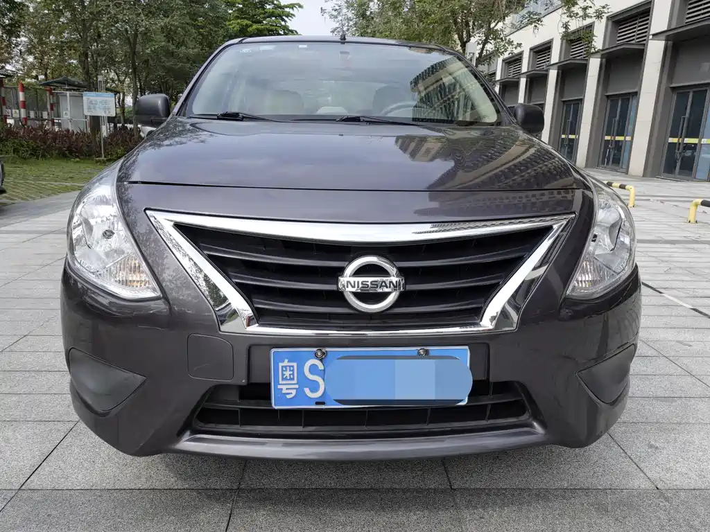 Nissan Sunny 2016 — фото 2