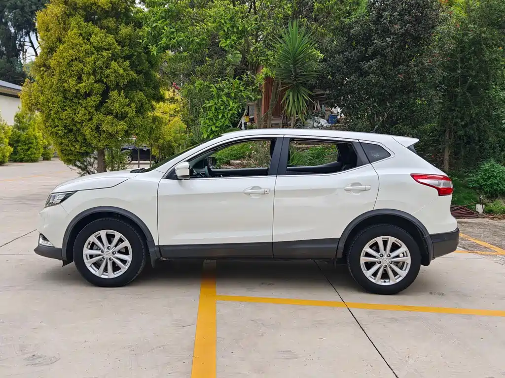 Nissan Qashqai 2017 — фото 8
