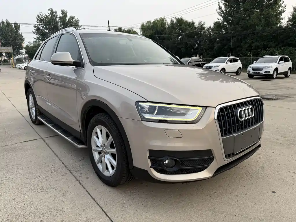 Audi Q3 2014
