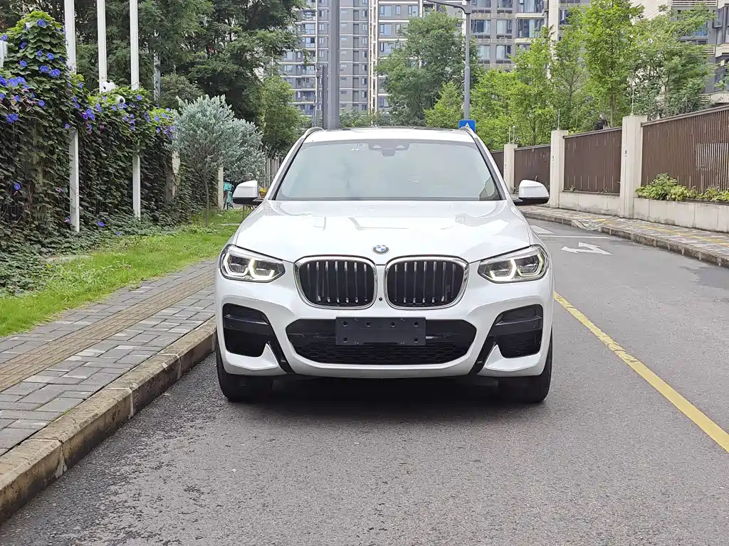 BMW X3 2021 — фото 2