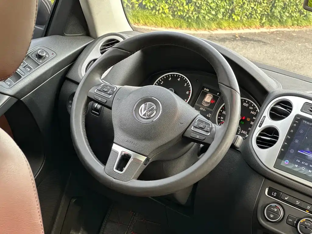 Volkswagen Tiguan 2018 — фото 14