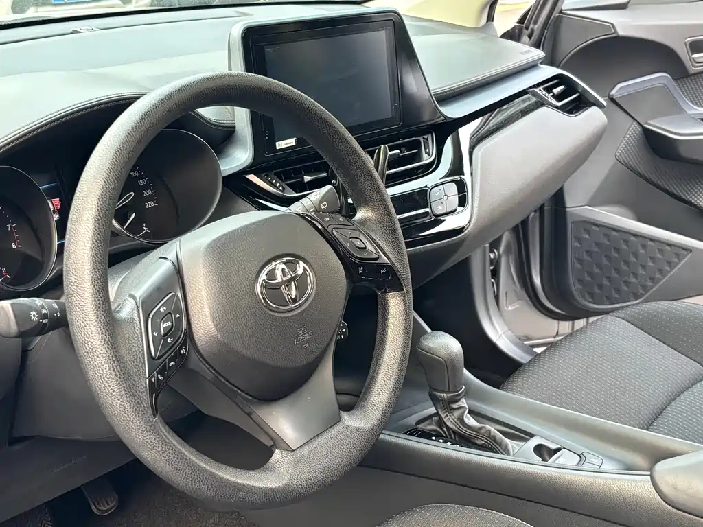 Toyota IZOA 2022 — фото 11