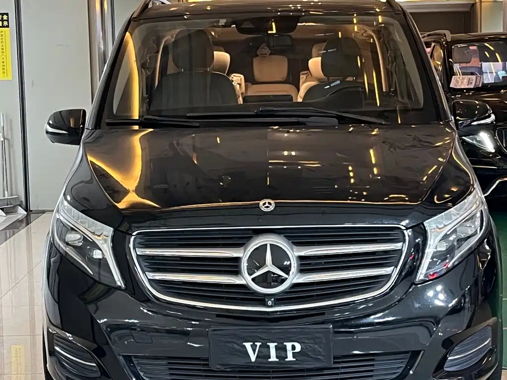 Mercedes-Benz V-Class 2018 — фото 2