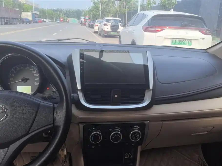 Toyota Vios 2018 — фото 13