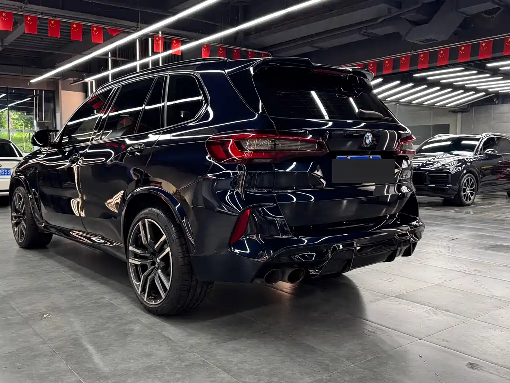 BMW X5 M 2023 — фото 9