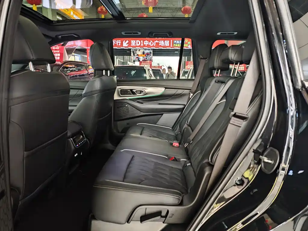 GAC Motor Trumpchi GS8 2024 — фото 11