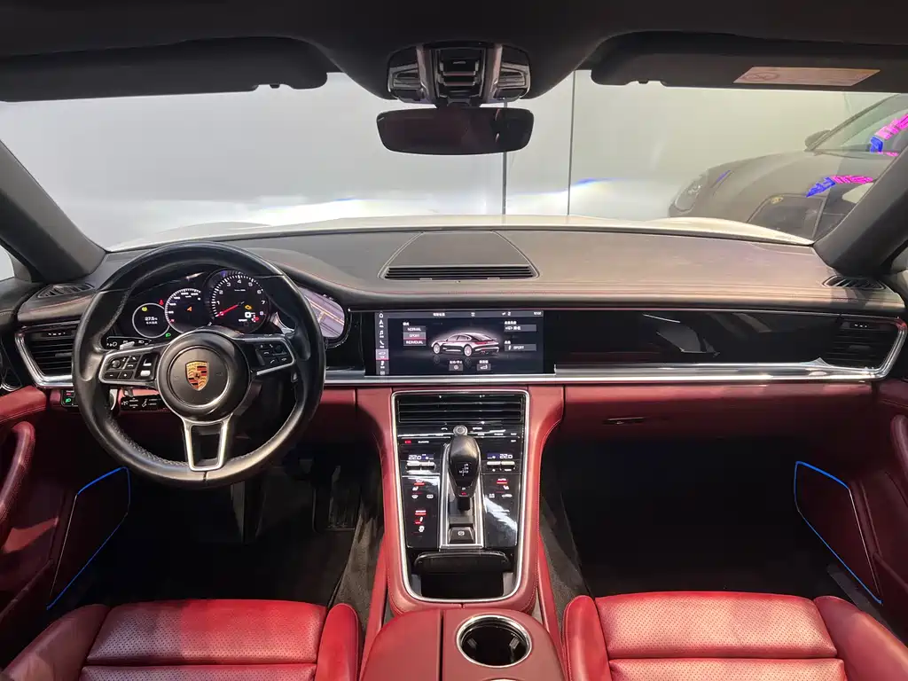 Porsche Panamera 2018 — фото 8
